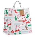 CHRISTMAS GIFT PAPER BAGS WITH XMAS TREE DESIGN 